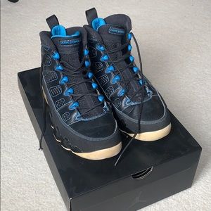 Nike Air Jordan 9 Retro Sneakers